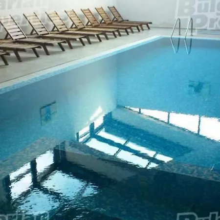 Resort Stylish Aspen Golf *